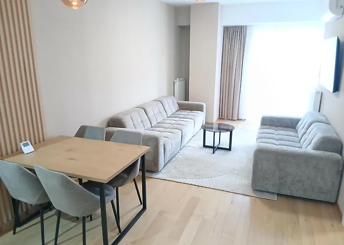 Palata * באניה לוקה