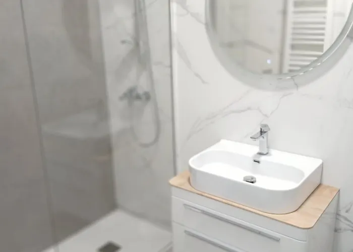 Palata * באניה לוקה