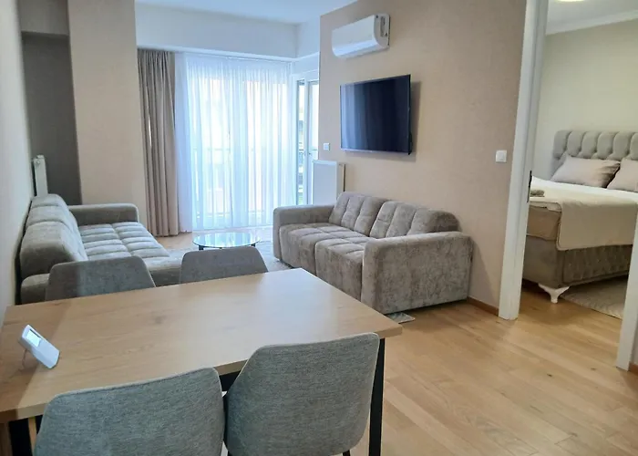 Palata * באניה לוקה